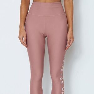 White Fox Boutique Pants - Whit Fox Active Bea Logo Legging White Fox Boutique Pants - Whit Fox Active Bea Logo Legging